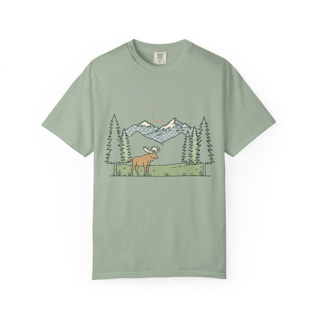 Moose Mountain Print – Garment-Dyed Adult T-Shirt